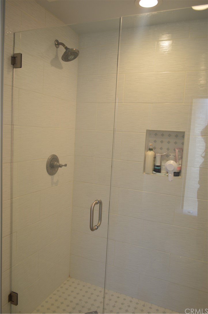 5577 Pioneer Boulevard, Unit 9 Whittier, CA 90601 - Photo 43 of 45 a bathroom with a shower