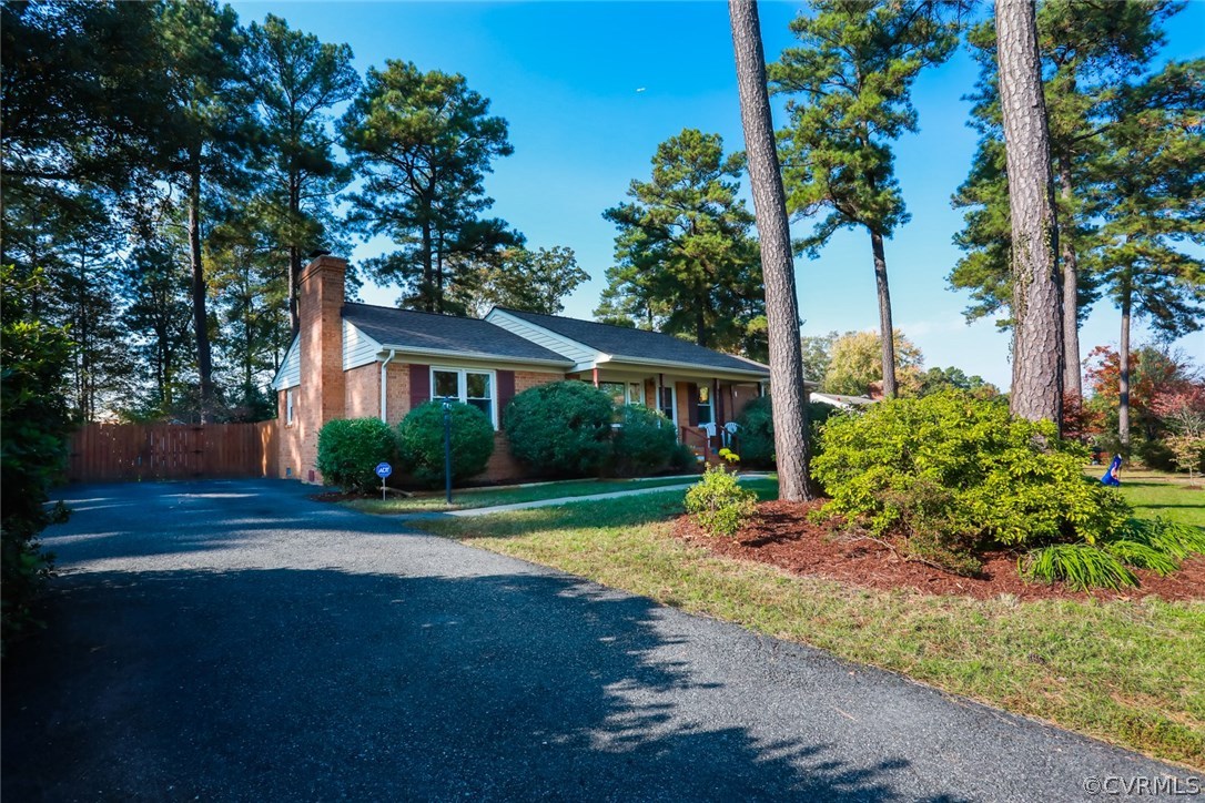 3350 Clintwood Road Midlothian, VA 23112 - Photo 18 of 18 a view of outdoor space yard and porch