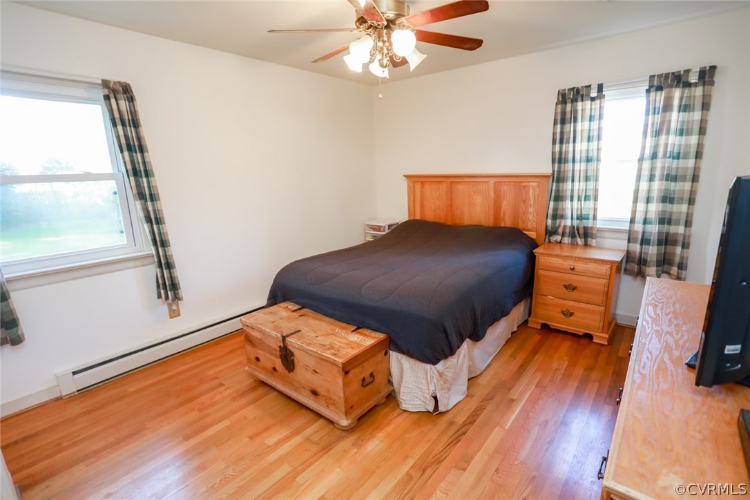 3350 Clintwood Road Midlothian, VA 23112 - Photo 9 of 18 a bedroom with a bed and a window