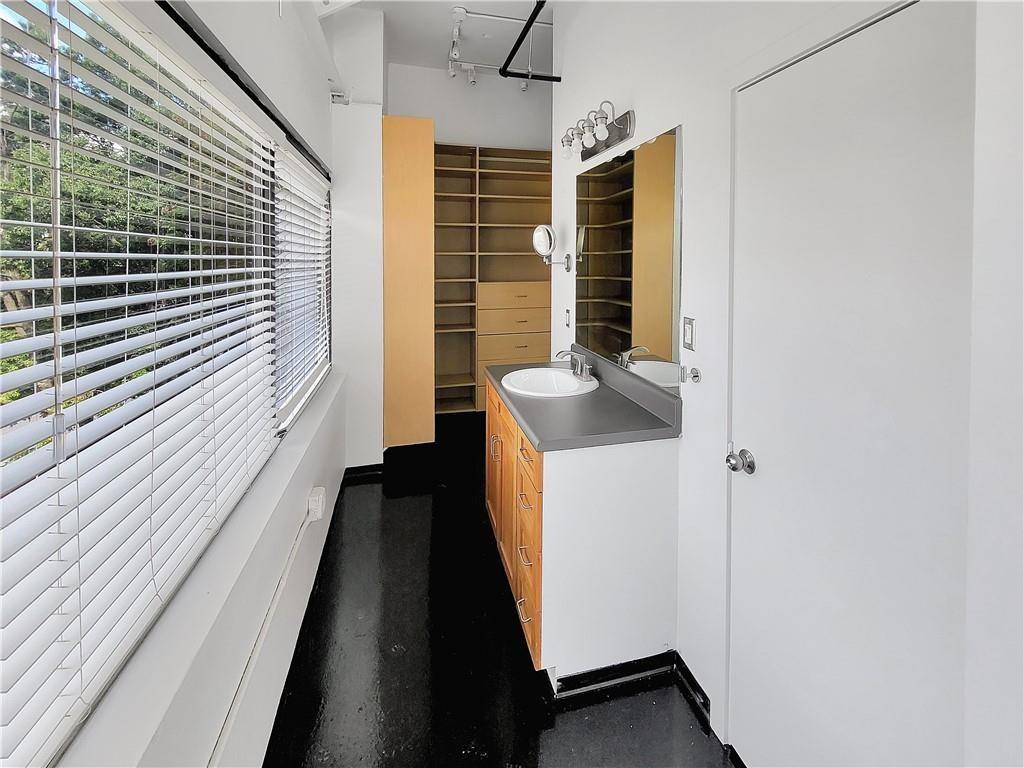 120 Ralph McGill Boulevard Northeast, Unit 402 Atlanta, GA 30308 - Photo 4 of 38 a view of balcony and deck