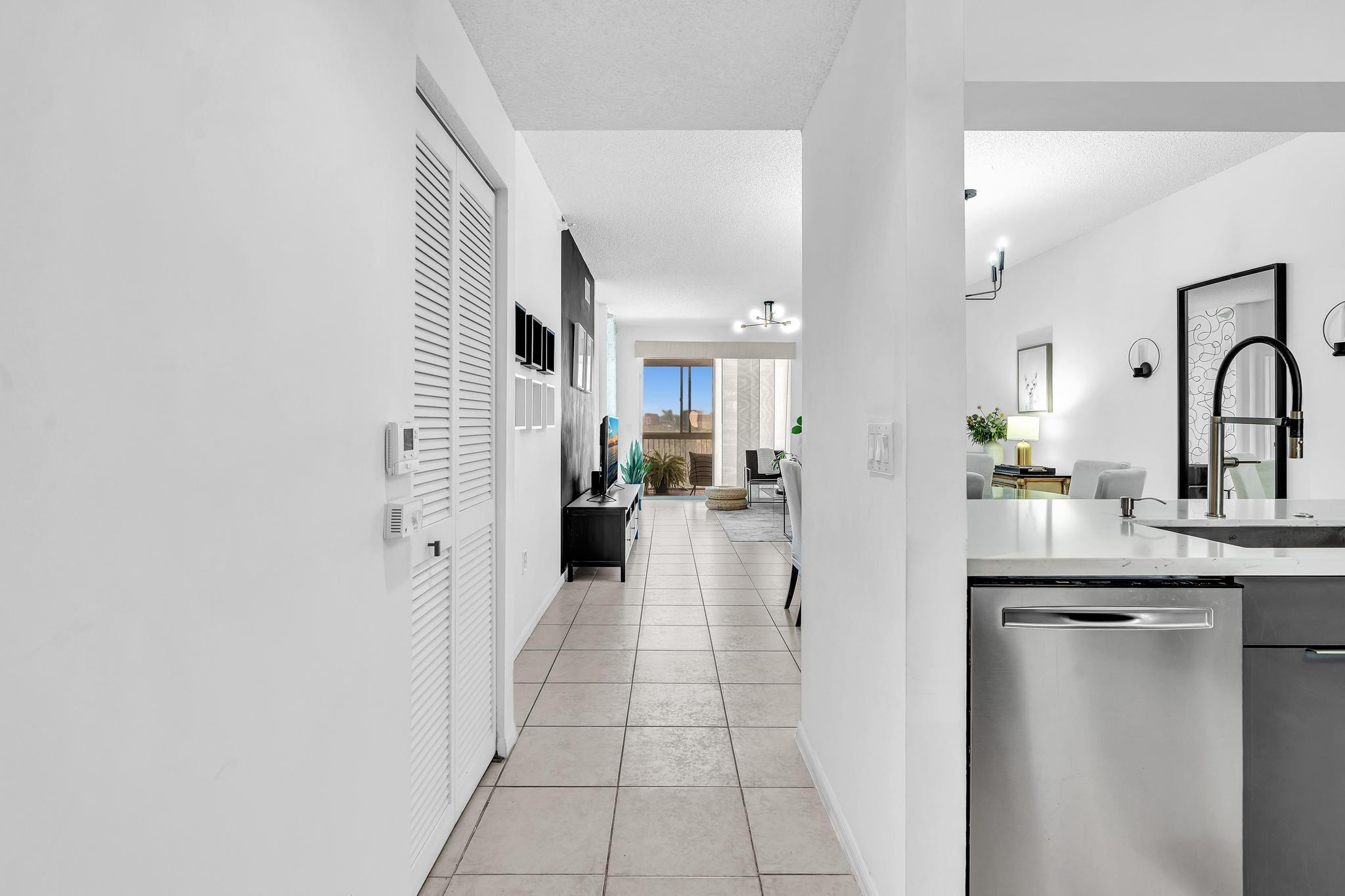 7775 Southampton Terrace, Unit 405 Tamarac, FL 33321 - Photo 18 of 82 Photo 20