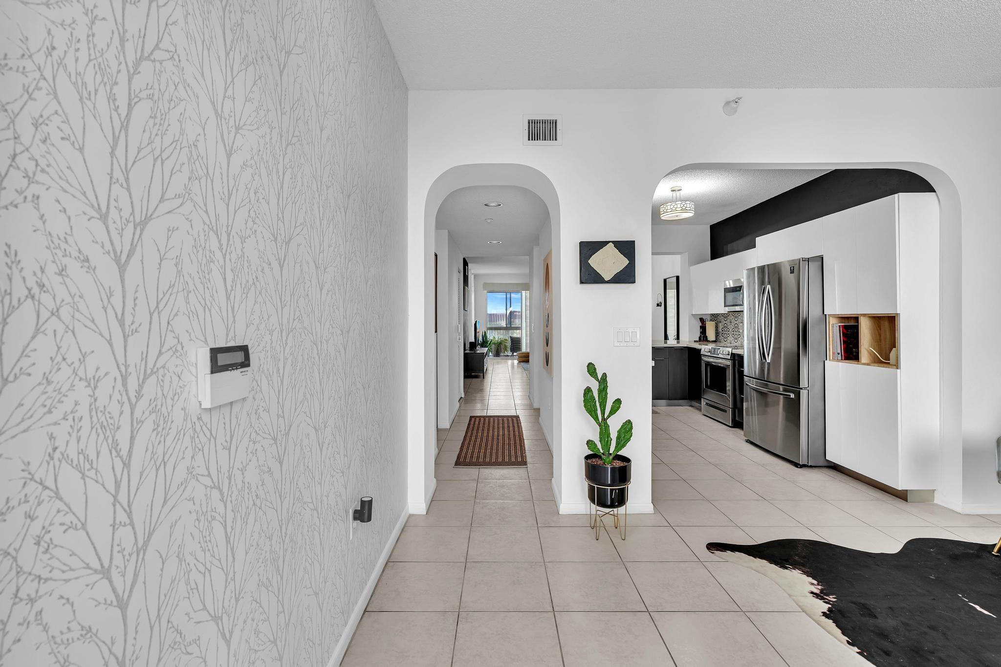 7775 Southampton Terrace, Unit 405 Tamarac, FL 33321 - Photo 3 of 82 Photo 3