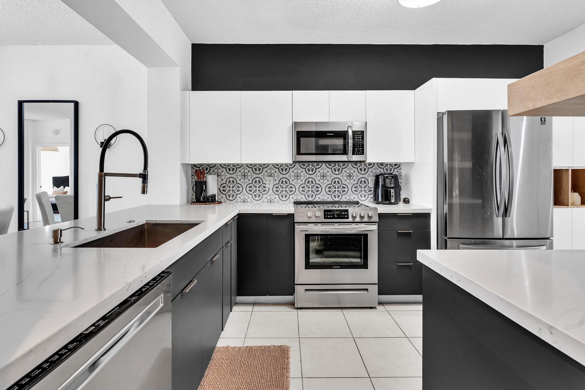 7775 Southampton Terrace, Unit 405 Tamarac, FL 33321 - Photo 5 of 82 Photo 5