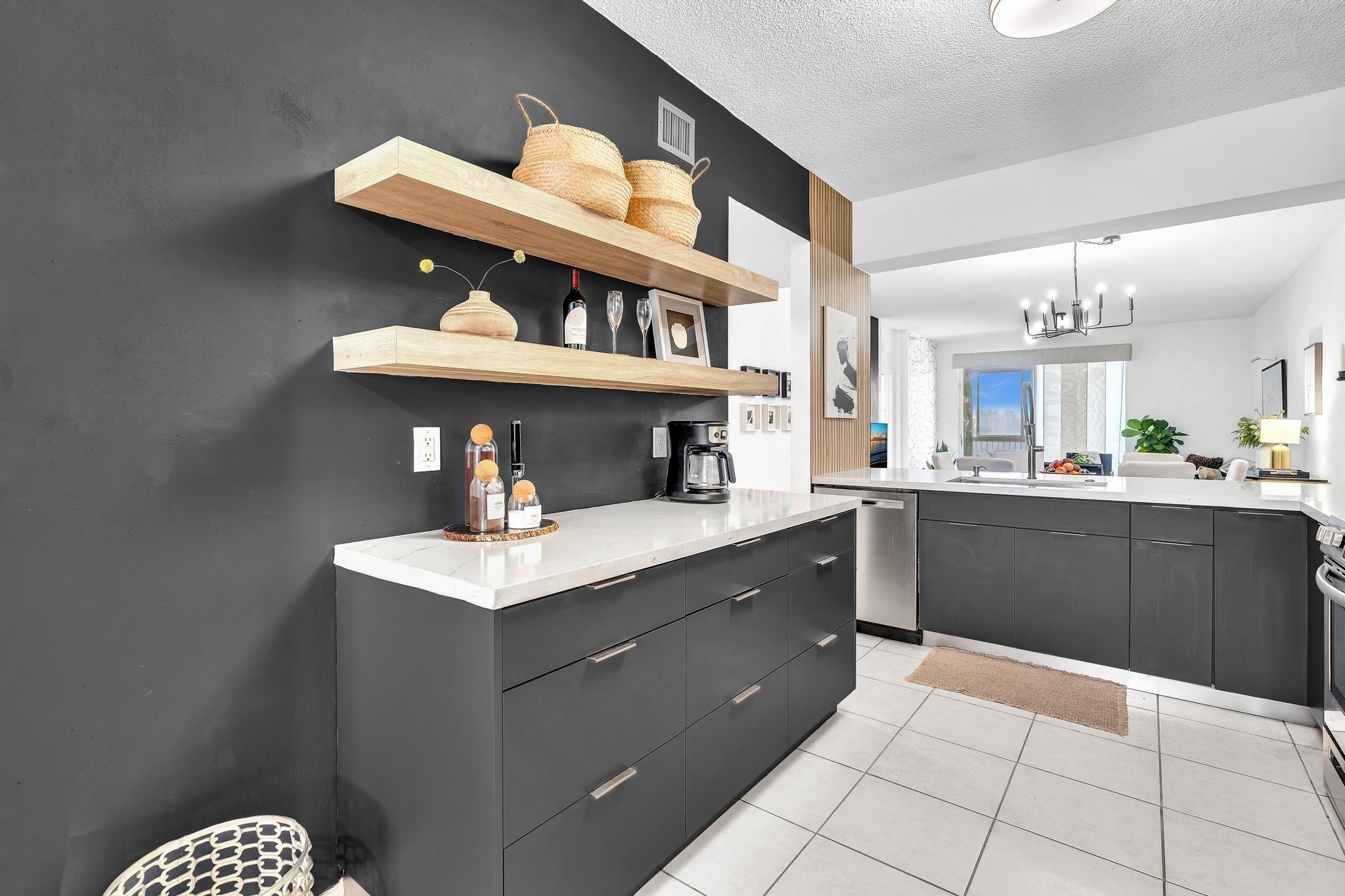 7775 Southampton Terrace, Unit 405 Tamarac, FL 33321 - Photo 7 of 82 Photo 7