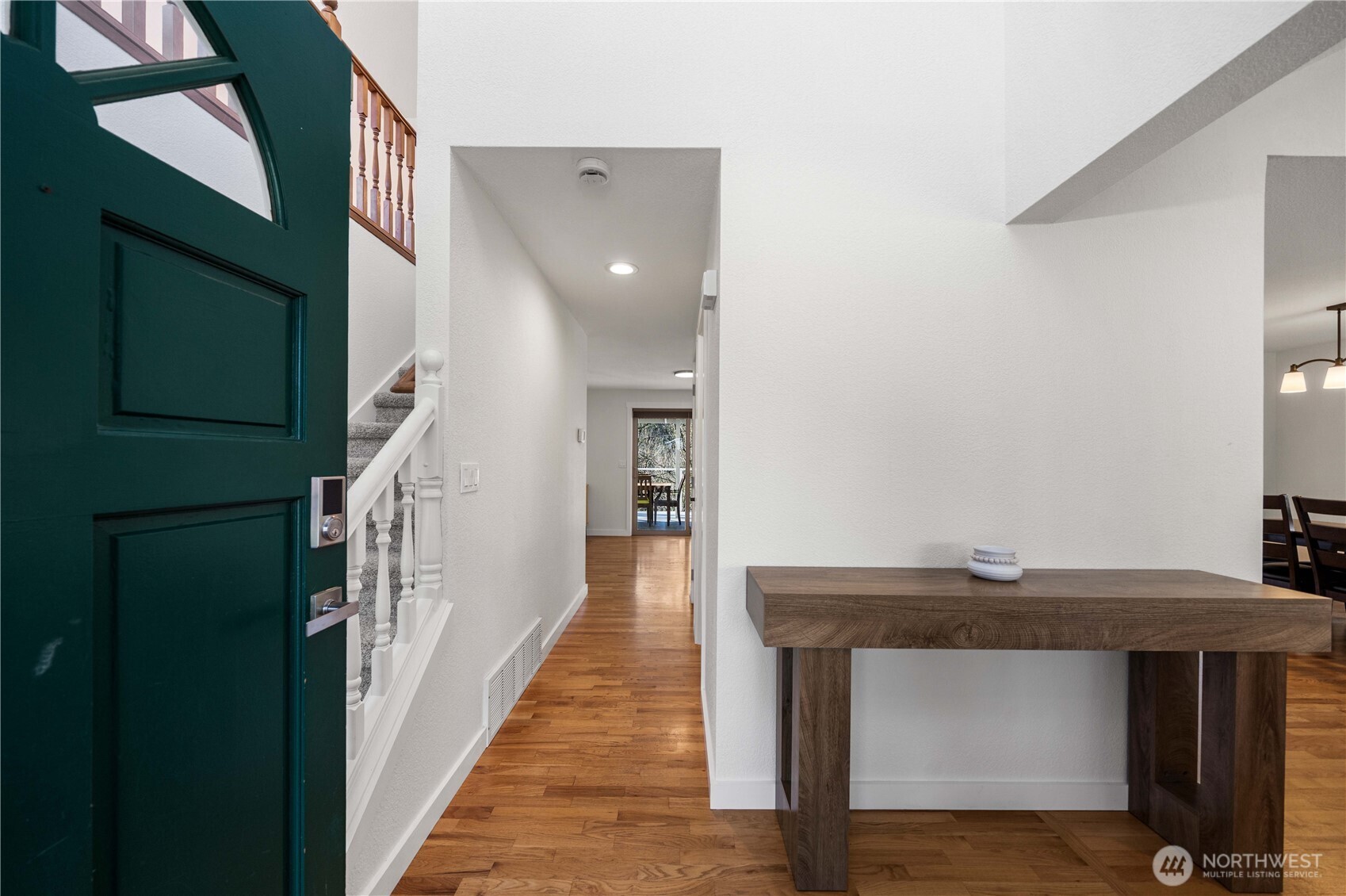 14609 142nd Avenue Southeast Renton, WA 98059 - Photo 3 of 40