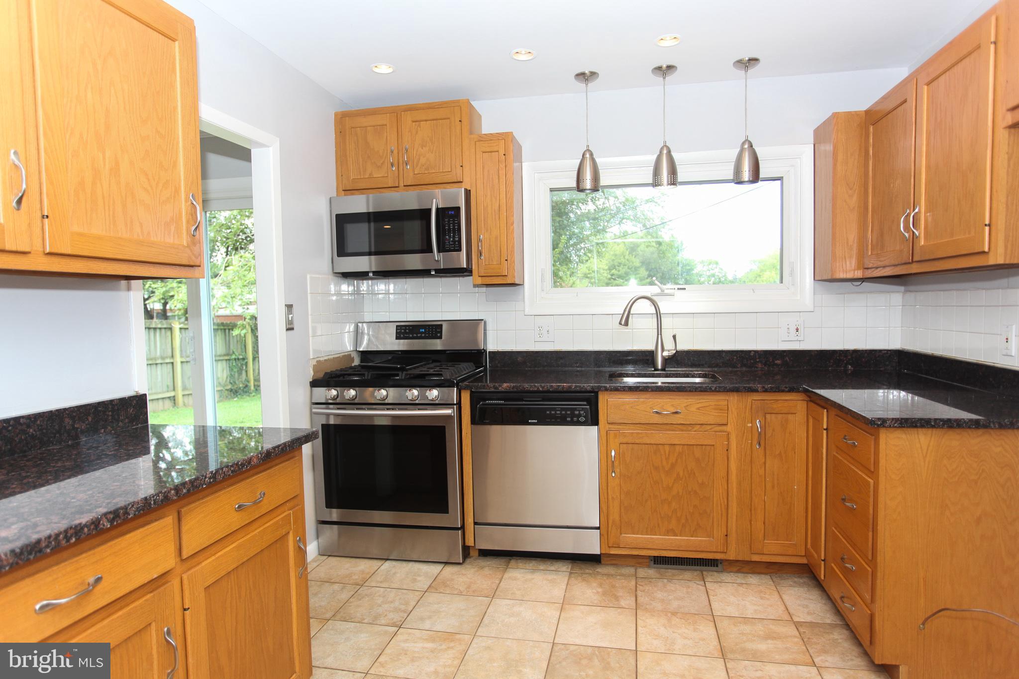 6003 Johnnycake Road Catonsville, MD 21228 - Photo 13 of 47 Kitchen