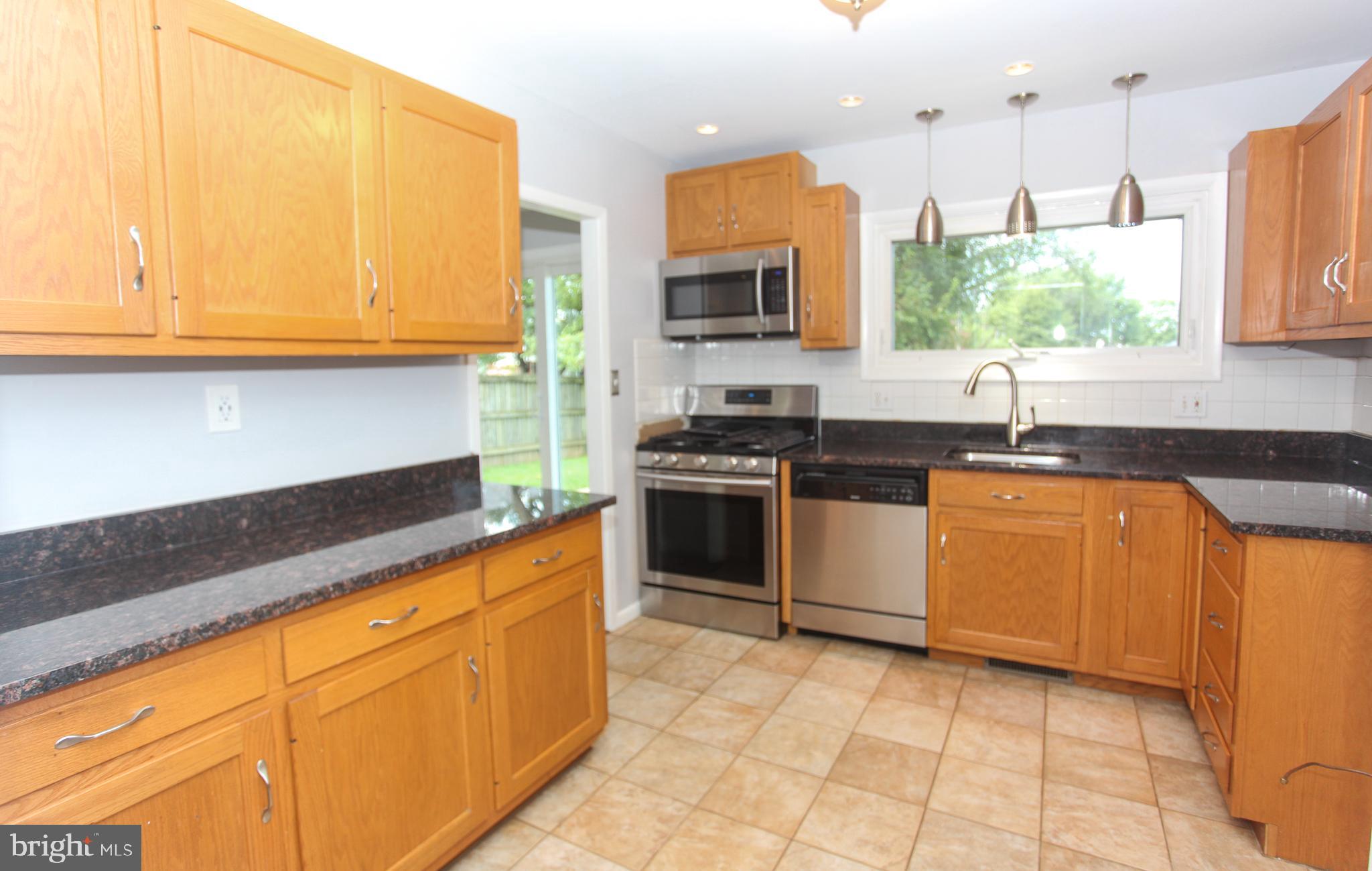 6003 Johnnycake Road Catonsville, MD 21228 - Photo 14 of 47 Kitchen