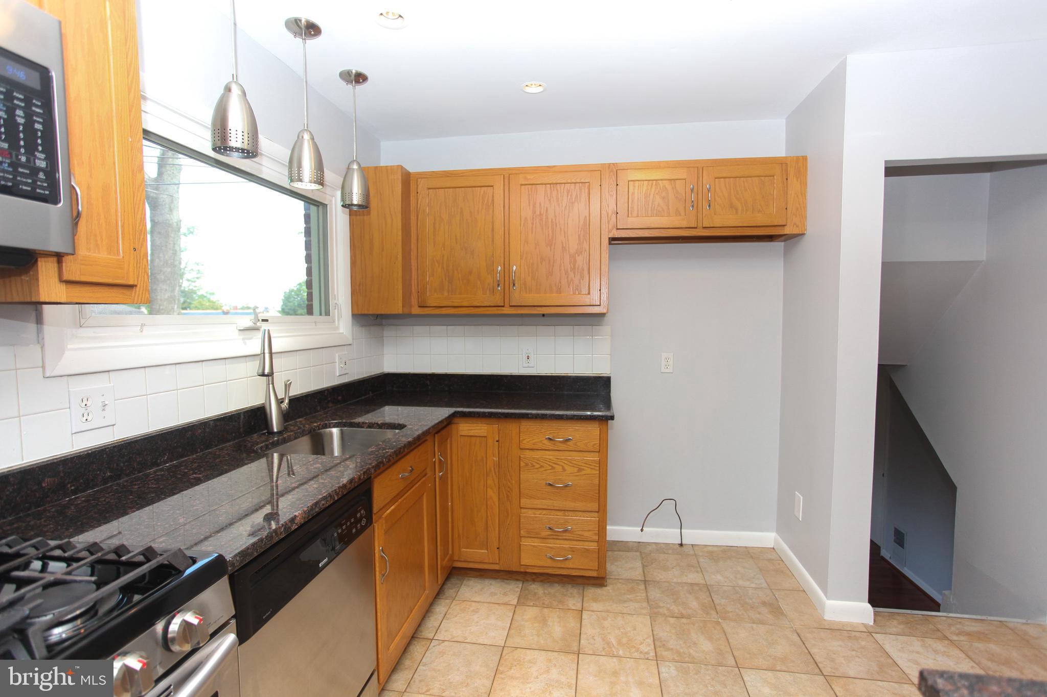 6003 Johnnycake Road Catonsville, MD 21228 - Photo 15 of 47 Kitchen