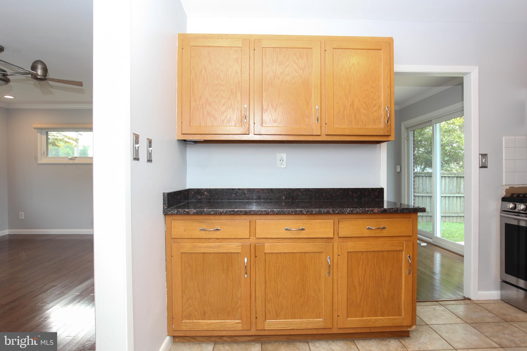 6003 Johnnycake Road Catonsville, MD 21228 - Photo 17 of 47 Kitchen