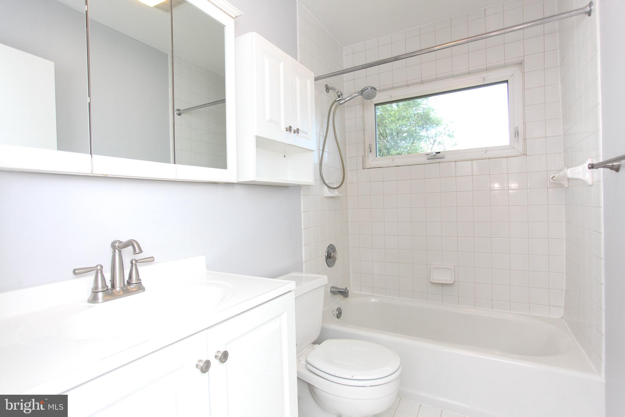 6003 Johnnycake Road Catonsville, MD 21228 - Photo 29 of 47 Full Bath
