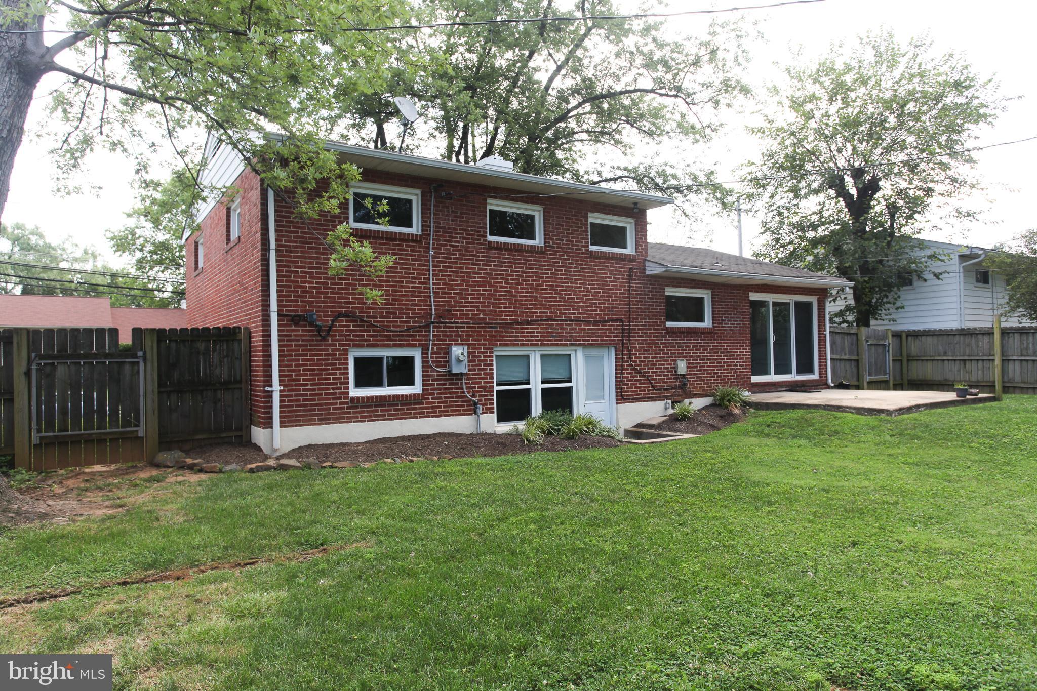 6003 Johnnycake Road Catonsville, MD 21228 - Photo 37 of 47 Exterior Rear