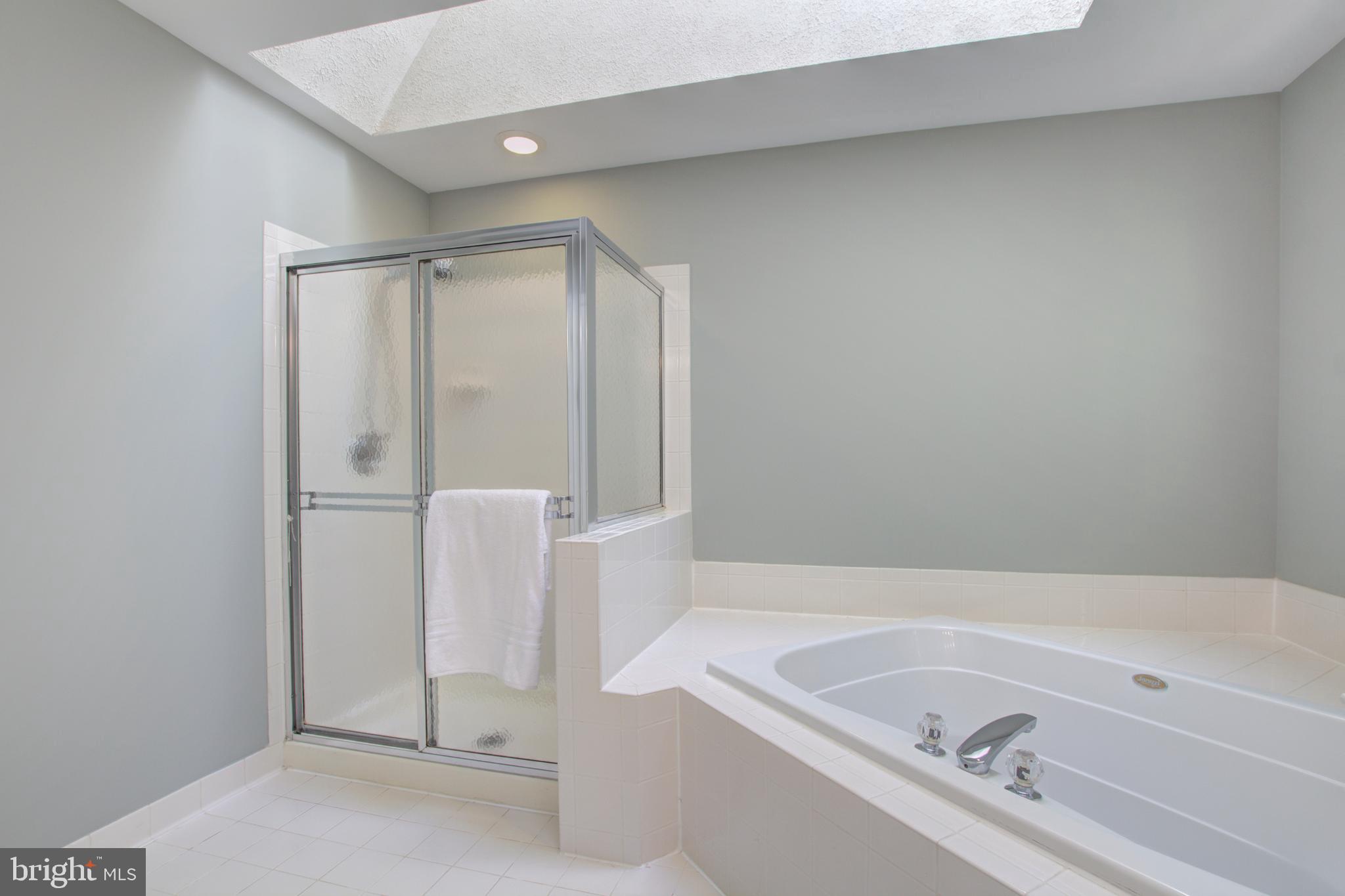 8986 Scott Street Springfield, VA 22153 - Photo 22 of 41 Bathroom