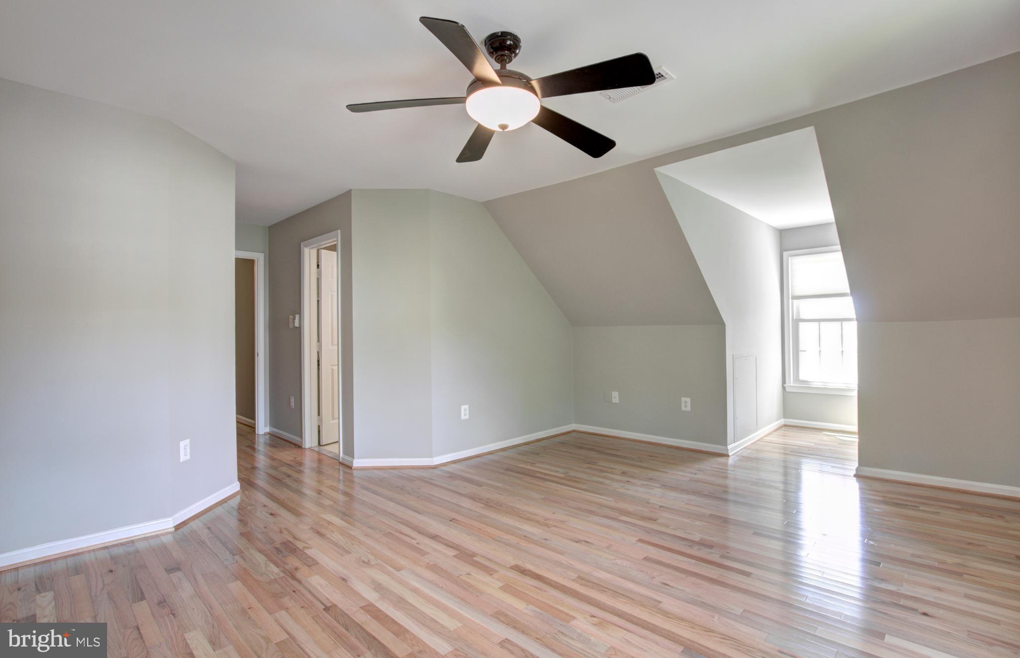 8986 Scott Street Springfield, VA 22153 - Photo 30 of 41 Bedroom