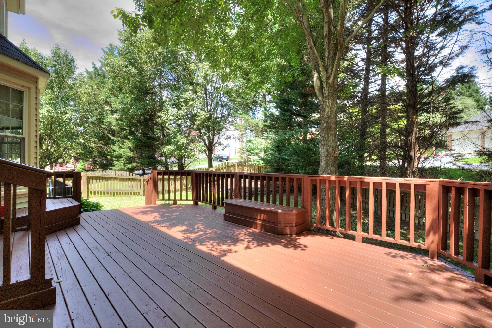 8986 Scott Street Springfield, VA 22153 - Photo 40 of 41 Deck