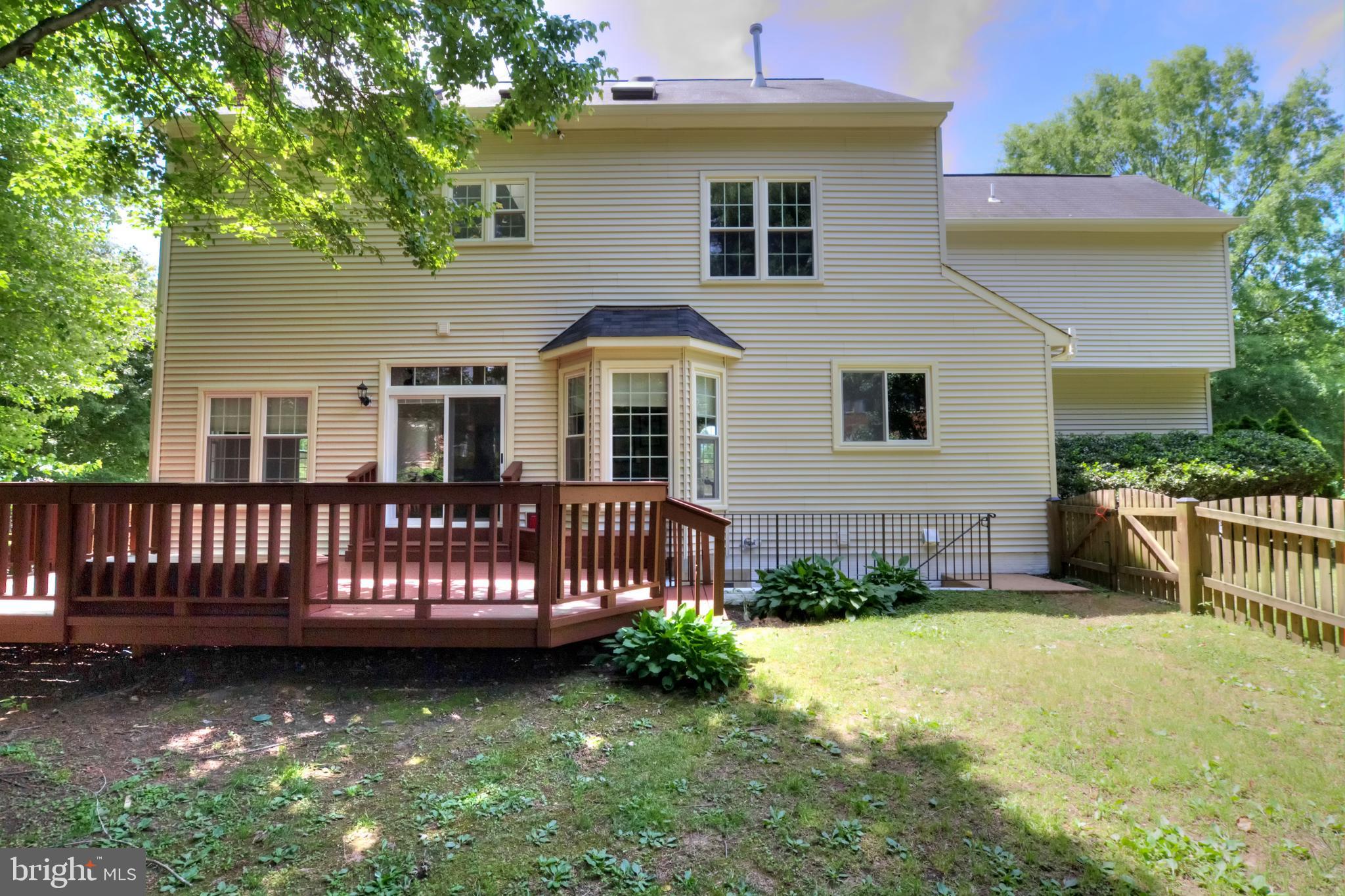 8986 Scott Street Springfield, VA 22153 - Photo 41 of 41 Deck
