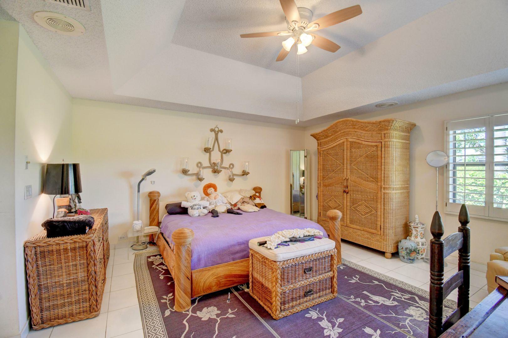 17517 Vía Capri Boca Raton, FL 33496 - Photo 15 of 31 18_dsc_3594_5_6_7_8