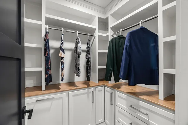 $799,900 | 3 Robin Drive, Hudson, NH 03051