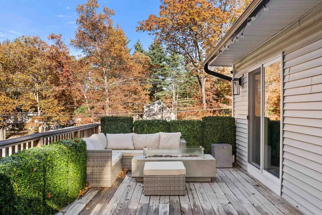 $799,900 | 3 Robin Drive, Hudson, NH 03051