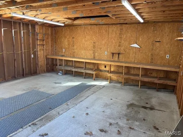 $180,000 | 39520 Kent Boulevard, Malden, MO 63863