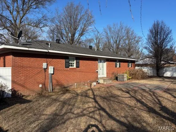 $180,000 | 39520 Kent Boulevard, Malden, MO 63863