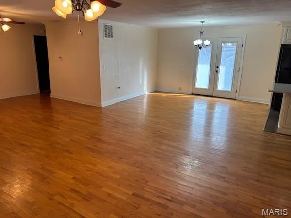 $180,000 | 39520 Kent Boulevard, Malden, MO 63863