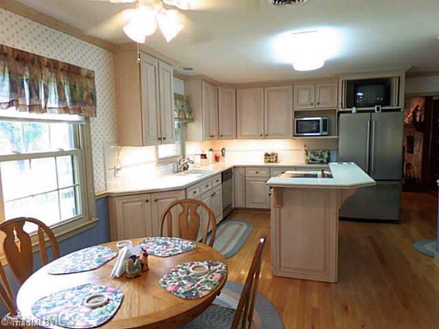 3161 Alamance Church Road Julian, NC 27283 - Photo 5 of 16 Breakfast.