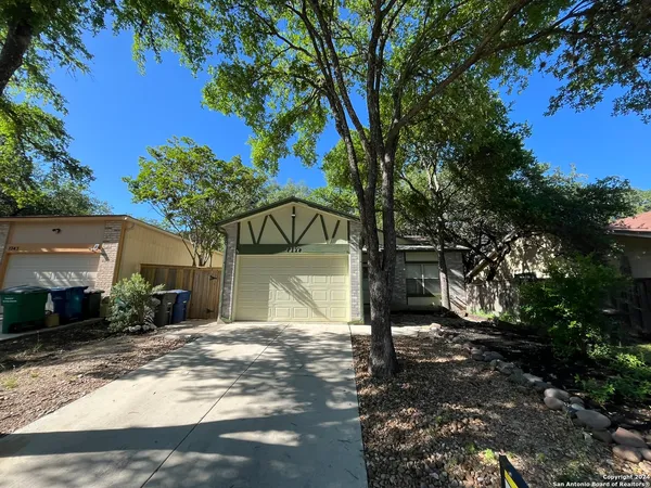 $1,750 | 7339 Hunters Land, San Antonio, TX 78249