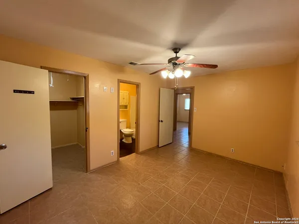 $1,750 | 7339 Hunters Land, San Antonio, TX 78249