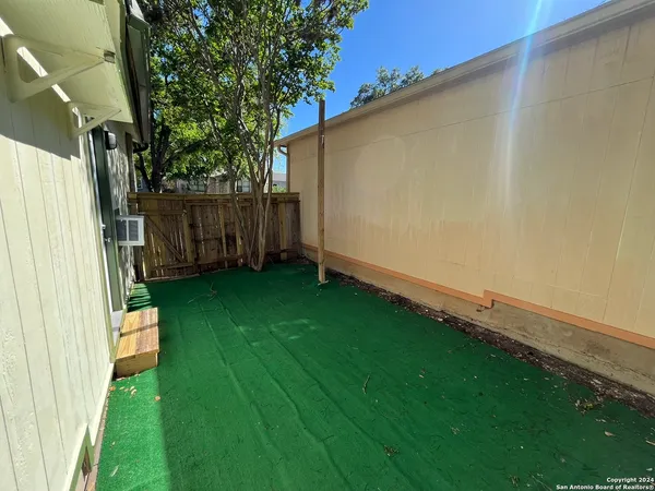 $1,750 | 7339 Hunters Land, San Antonio, TX 78249