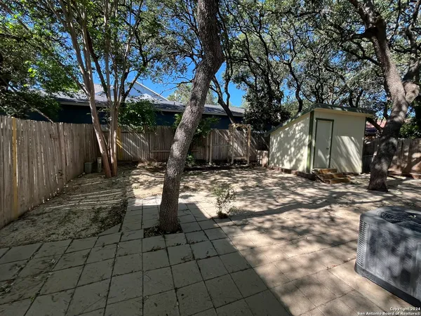 $1,750 | 7339 Hunters Land, San Antonio, TX 78249