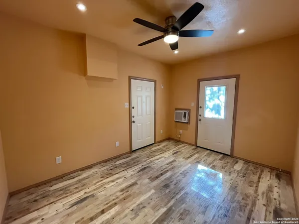 $1,750 | 7339 Hunters Land, San Antonio, TX 78249