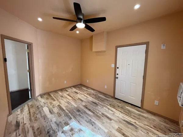 $1,750 | 7339 Hunters Land, San Antonio, TX 78249