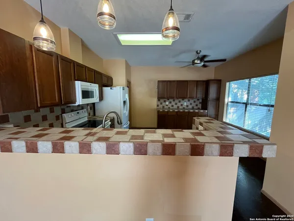 $1,750 | 7339 Hunters Land, San Antonio, TX 78249