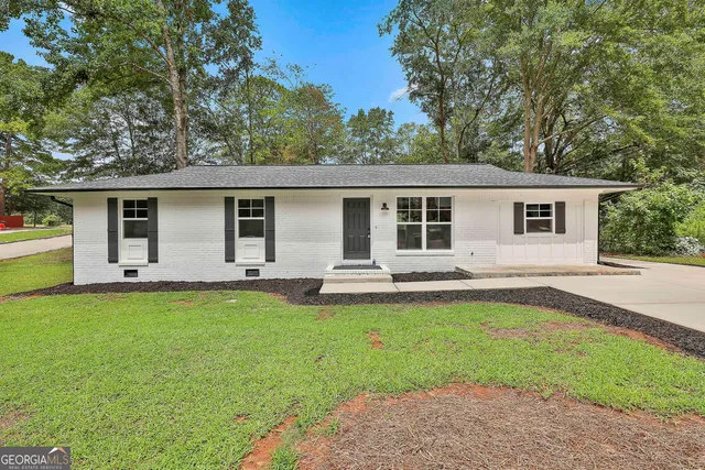 $230,000 | 25 Westgate Park Drive, Newnan, GA 30263