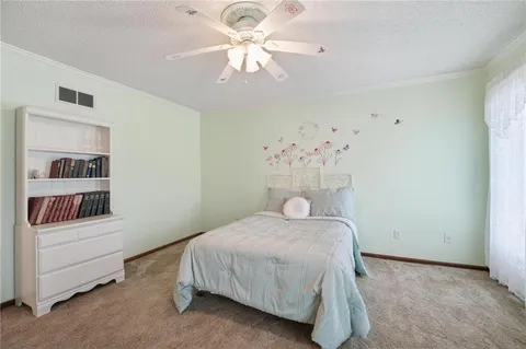 $555,000 | 17274 Kansas Avenue, Basehor, KS 66007