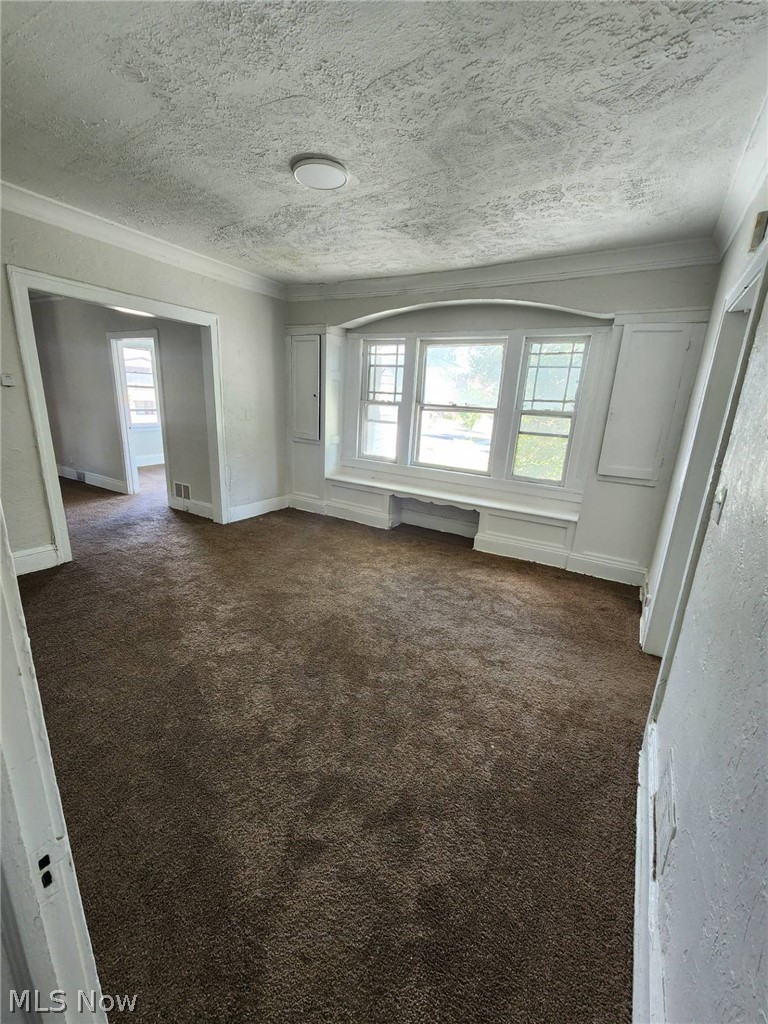 974 Eddy Road Cleveland, OH 44108 - Photo 3 of 48