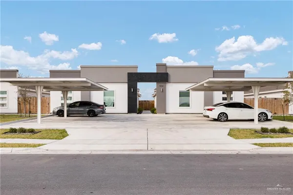 $1,350 | 3404 Ventura Avenue, Unit 2, Edinburg, TX 78541