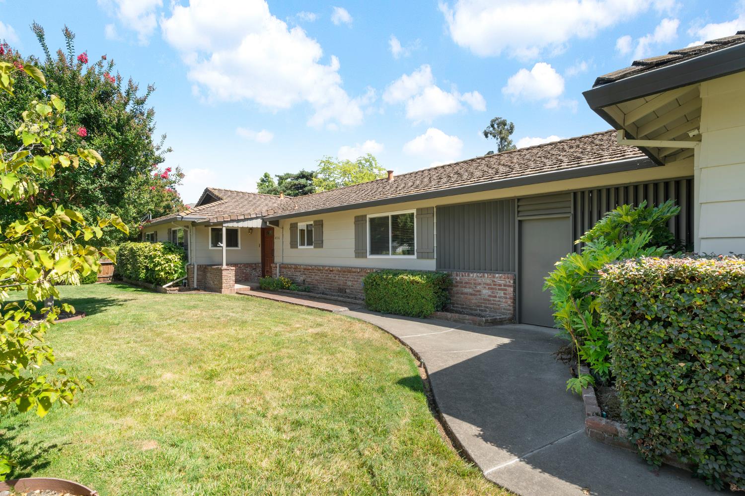 4316 Engle Road Sacramento, CA 95821 - Photo 4 of 68