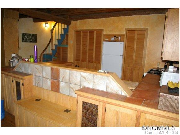 1171 Cook Town Road Bakersville, NC 28705 - Photo 16 of 22 Gallery Image 16