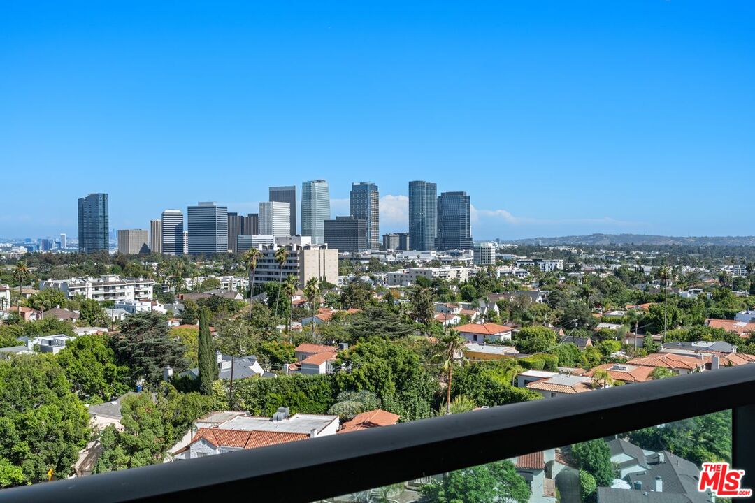10490 Wilshire Boulevard, Unit 1004 Los Angeles, CA 90024 - Photo 15 of 45 a view of a city