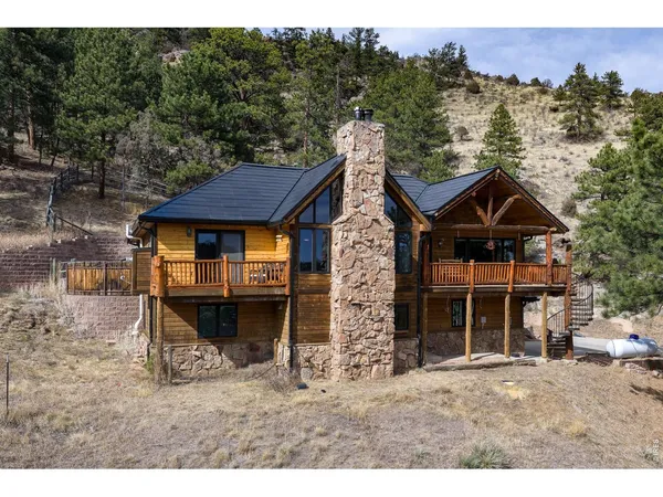 $1,150,000 | 35 Cody Court, Lyons, CO 80540
