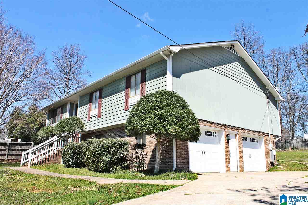 1011 Comanche Trail Anniston, AL 36206 - Photo 1 of 26