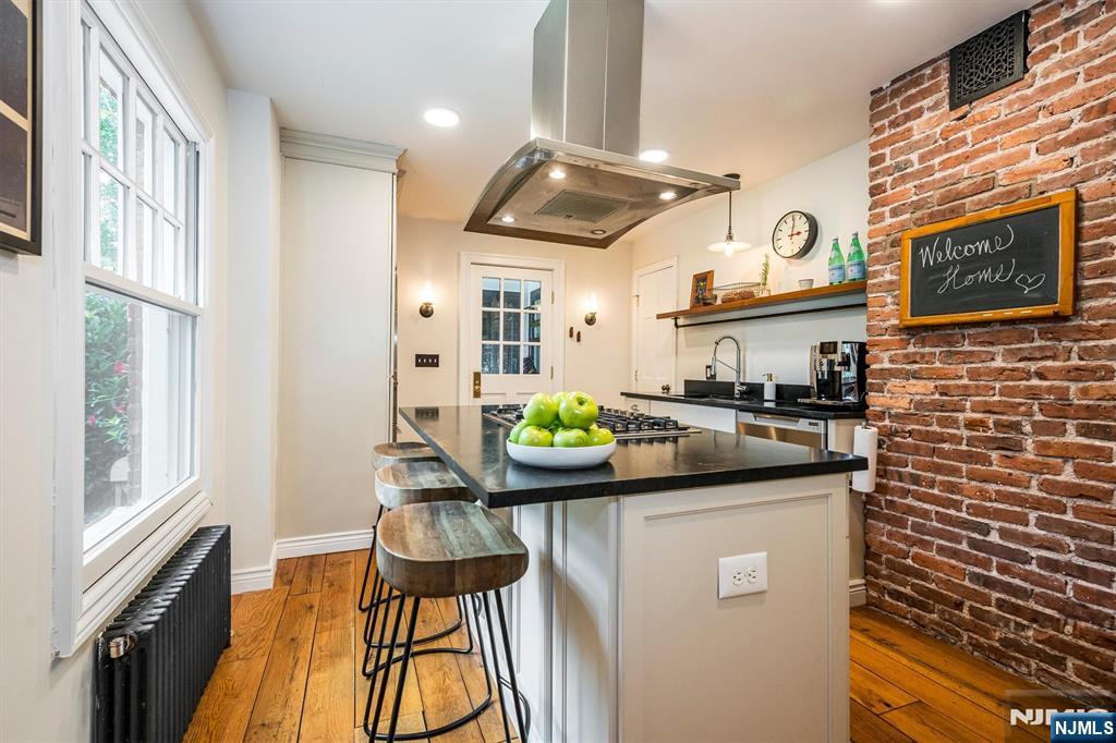 42 Hamilton Road Glen Ridge, NJ 07028 - Photo 13 of 44 Gallery Image 13