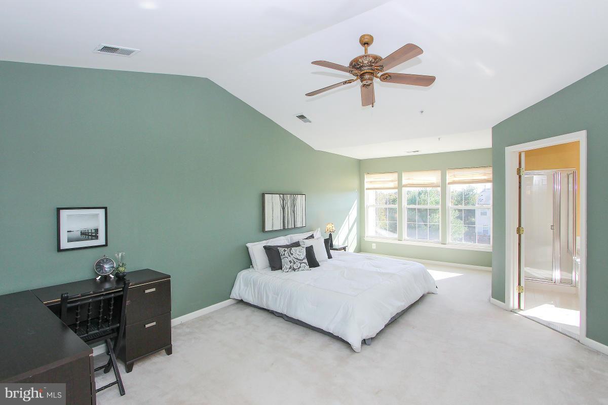 4606 Ripley Manor Terrace Olney, MD 20832 - Photo 23 of 30 Bedroom