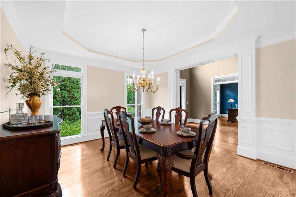 7630 Stratton Point Suwanee, GA 30024 - Photo 13 of 97