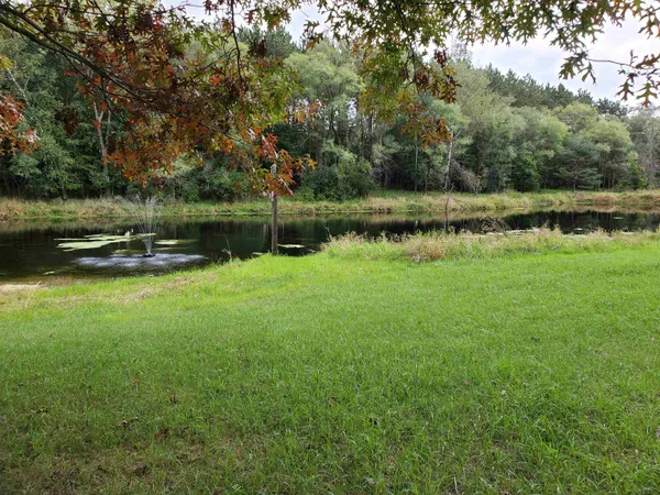 $250,000 | 1000 County Rd QQ, Waupaca, WI 54981