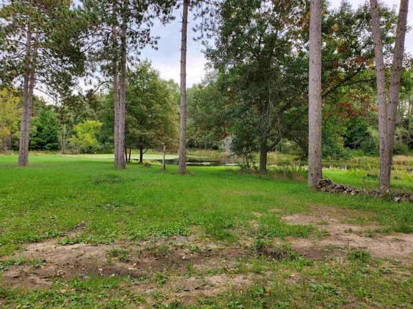 $250,000 | 1000 County Rd QQ, Waupaca, WI 54981
