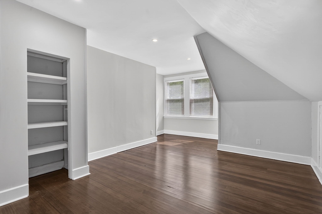 21 Dunlap Street, Unit 3 Salem, MA 01970 - Photo 18 of 25