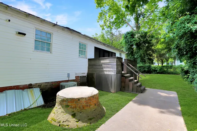 $64,000 | 217 North Yazoo Street, Yazoo City, MS 39194