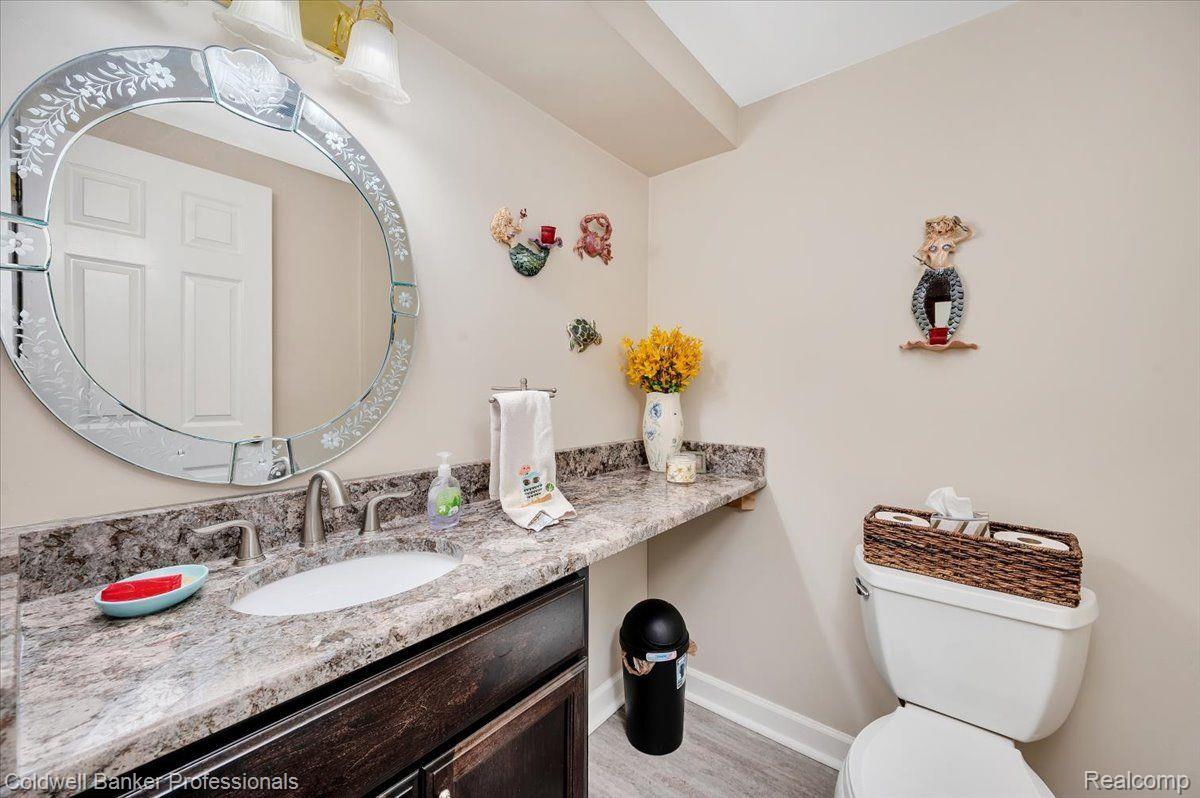 611 Timberline Drive Rochester, MI 48309 - Photo 19 of 43 Gallery Image 19